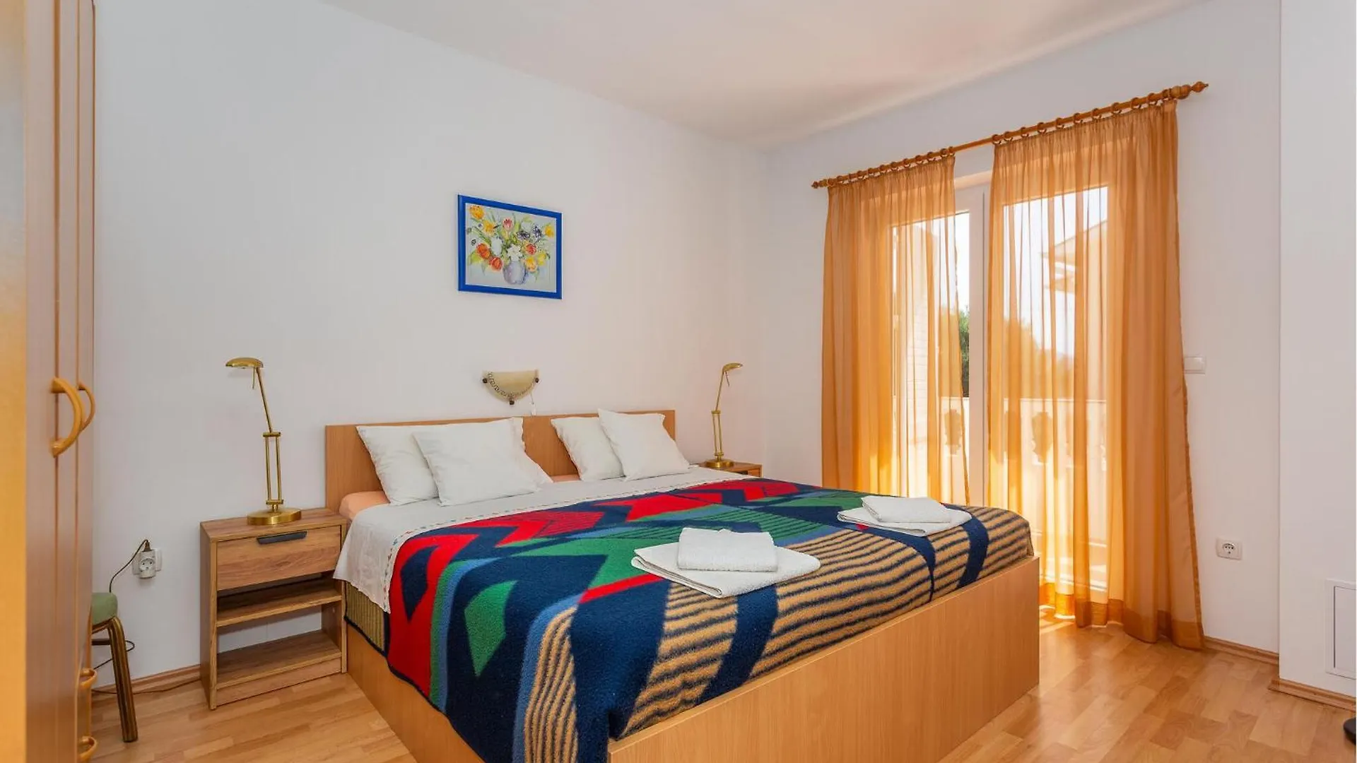 Stunning Apartment In Rab With Kitchen Rab Town 0*,